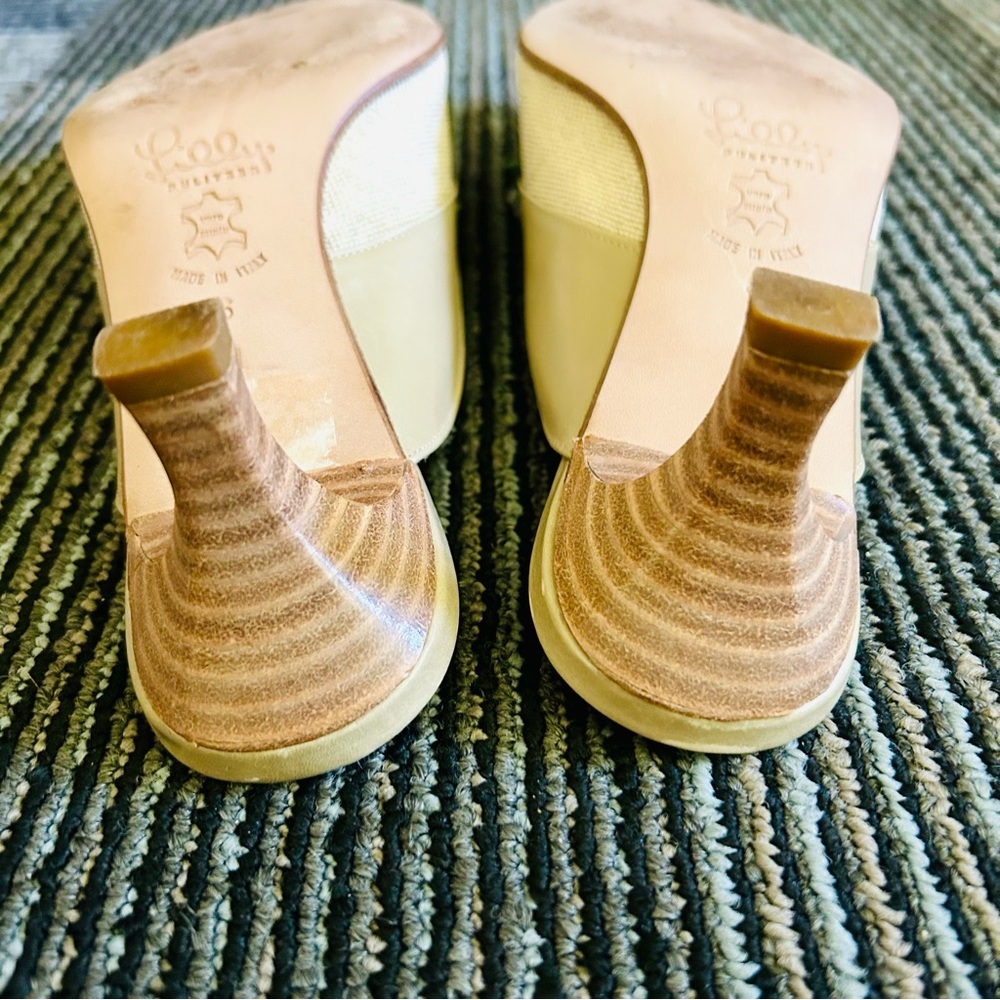 Lilly Pulitzer Natual Linen Lucky Flowers Pointed Toe Kitten Heel Mules size 6 M - Picture 12 of 15